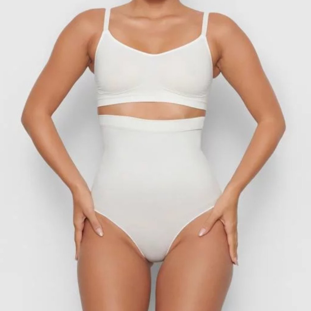 SKIMS Sculpting High Waisted Brief in Marble L/XL New